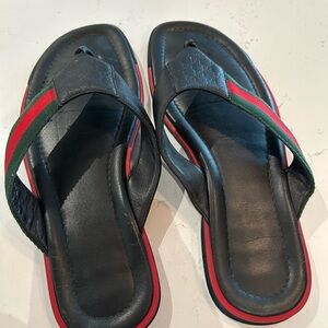 Gucci Black Leather Sandals with Red and Green Stripes